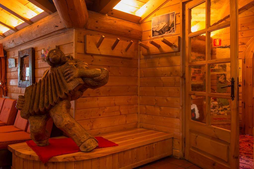 Eco Wellness Hotel Notre Maison Cogne Amenidades foto