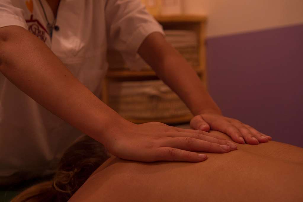 Eco Wellness Hotel Notre Maison Cogne Amenidades foto